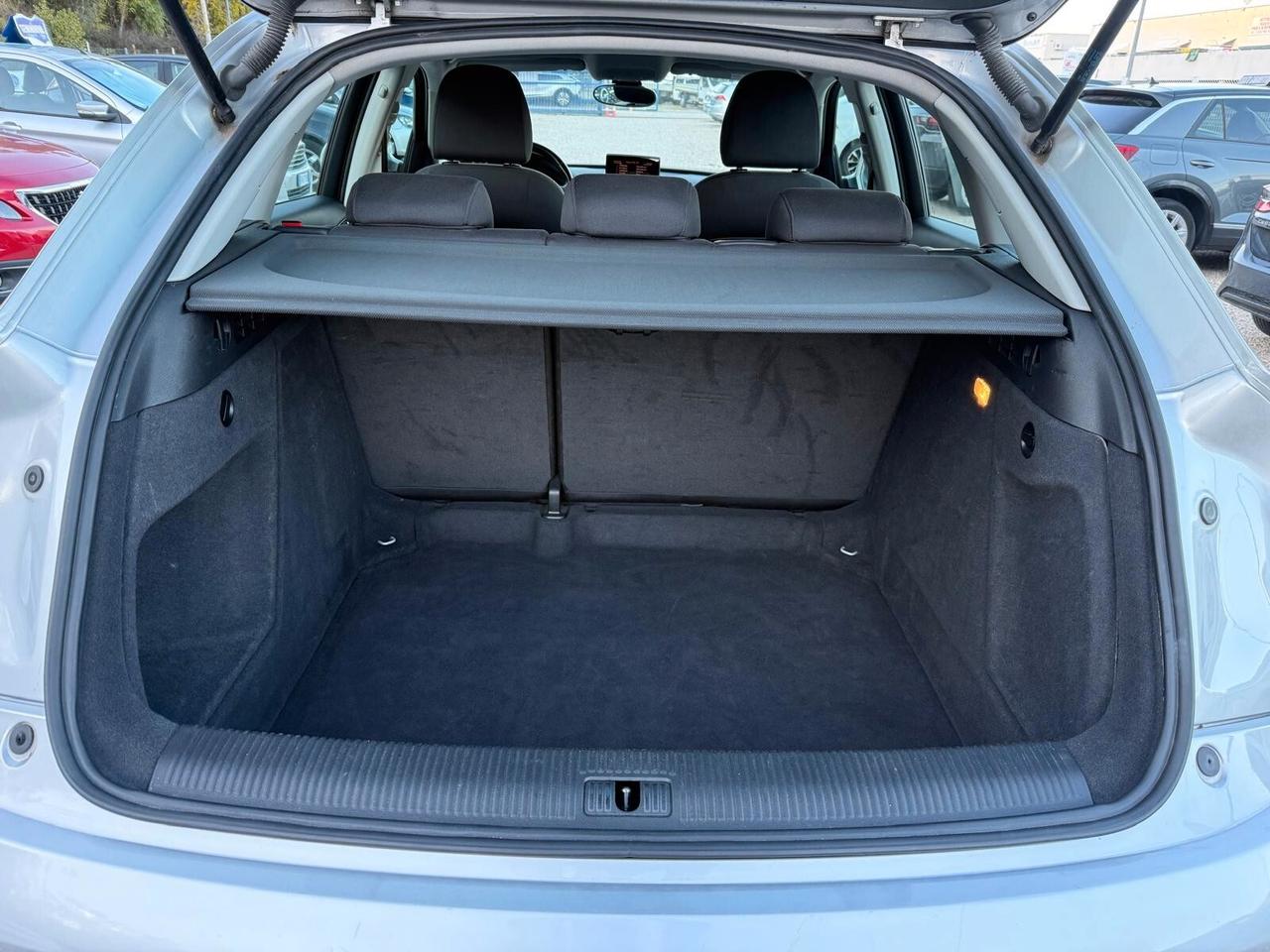 Audi Q3 2.0 tdi Business advanced