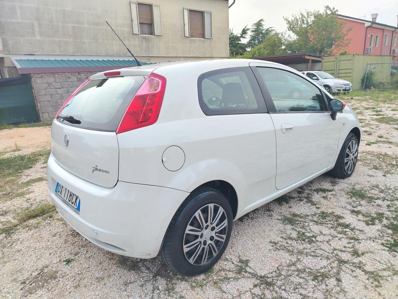 Fiat Grande Punto 1.3 MJT 75 CV 3 porte Fun