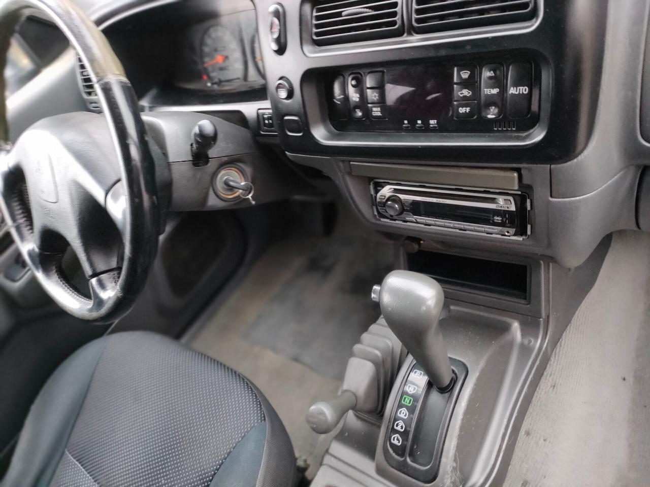 Mitsubishi L200 2.5 TD 4WD Double Cab AUT+GANCIO