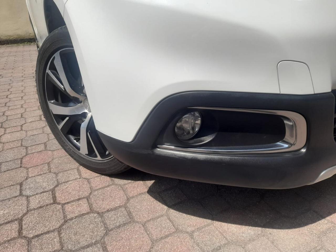 Peugeot 2008 Allure 1.2 PureTech 130 #10994