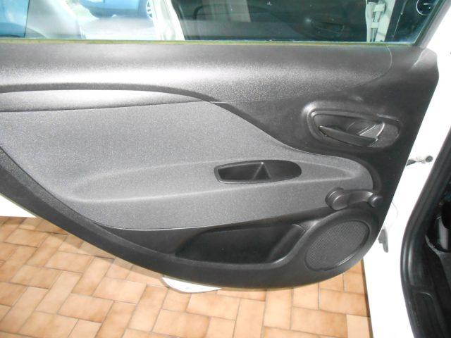 FIAT Punto 1.4 8V 5P Easypower Splendida!