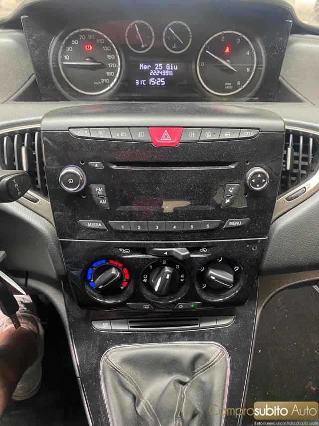 LANCIA Ypsilon 1.3 MJT 16V 95 CV 5 porte S&S Elefantino