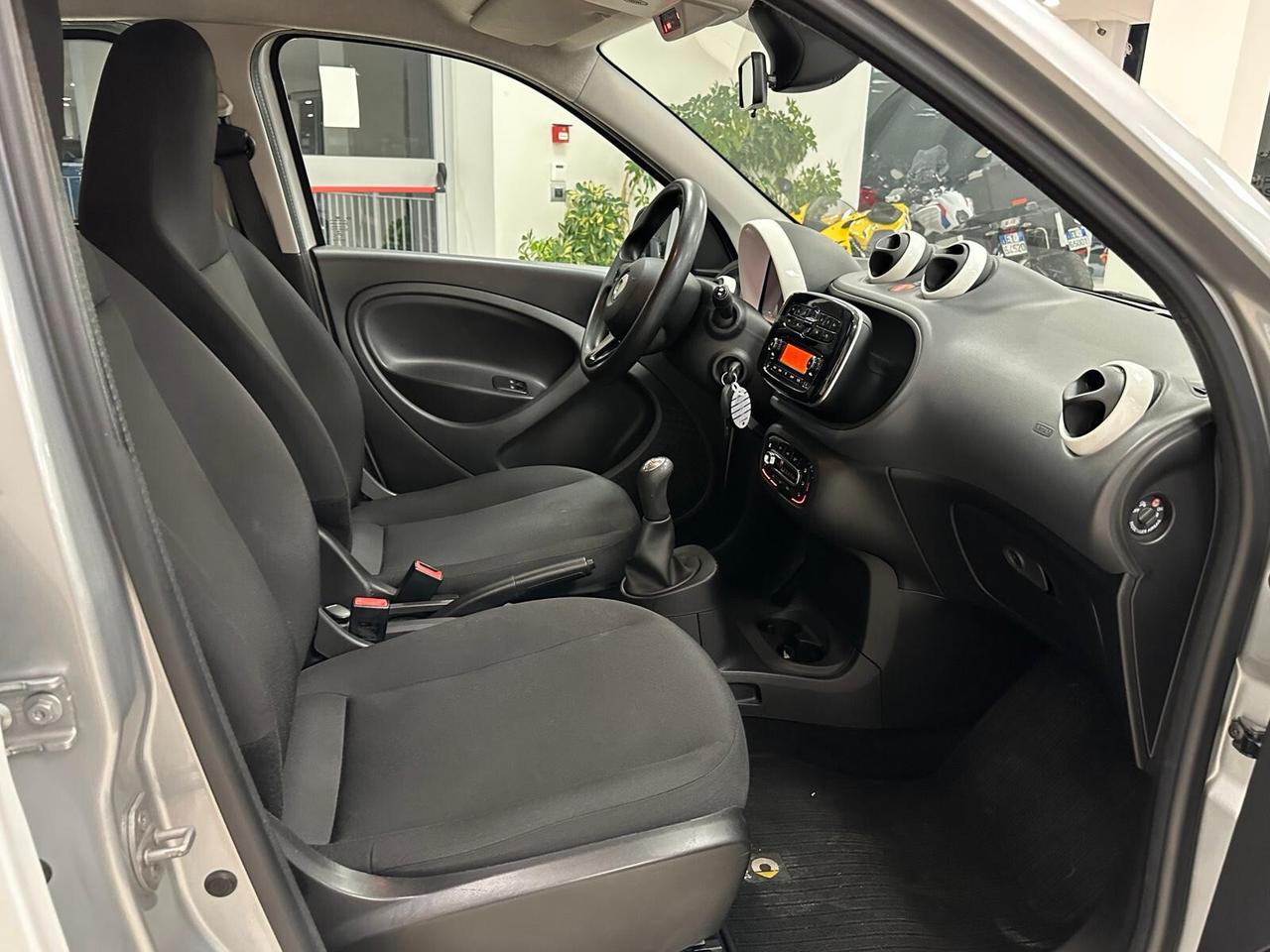 Smart ForFour 70 1.0 Passion Manuale - 2017