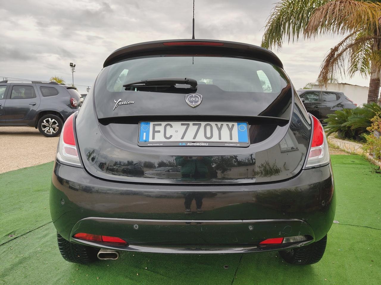 Lancia Ypsilon 1.2 69 CV 5 porte Gold - 2016