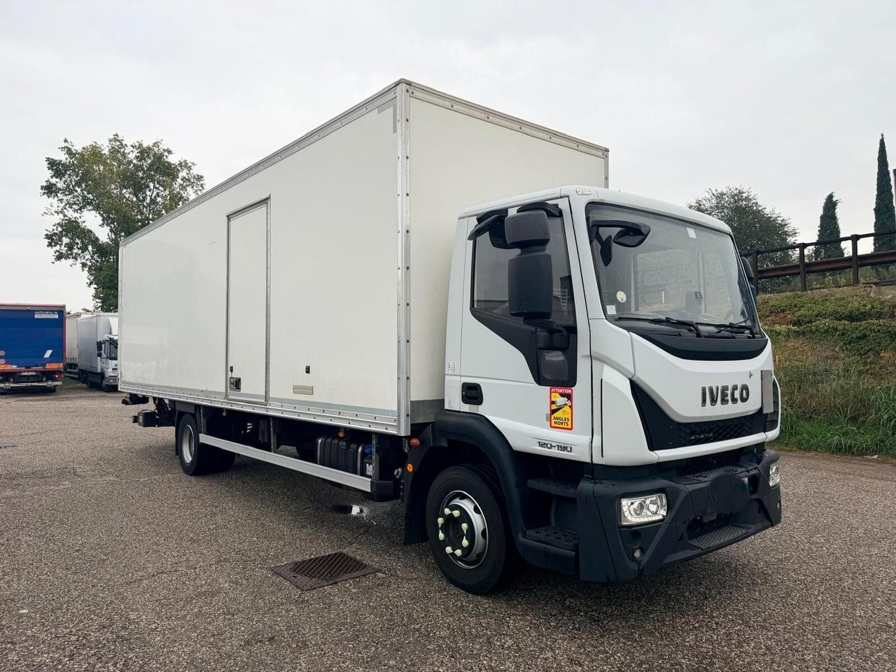 Iveco New Eurocargo 120-190 E6 8,5mt di cassone