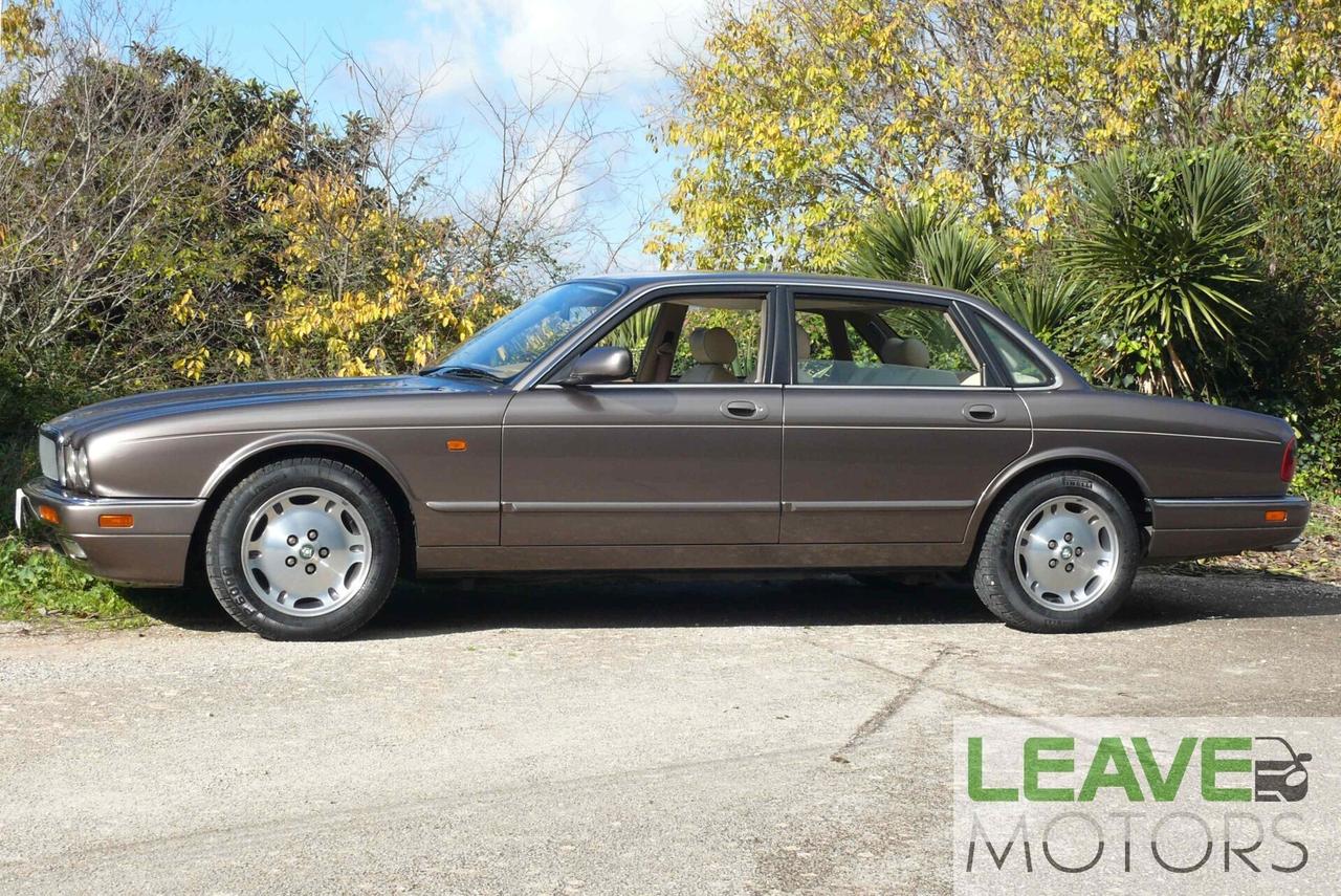 Jaguar XJ6 Sovereign 3.2 cat automatic (M1436)