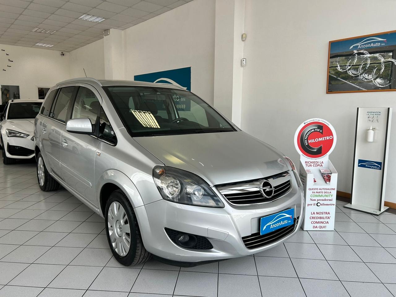 Opel Zafira 1.6 Turbo EcoM 7 POSTI 2011