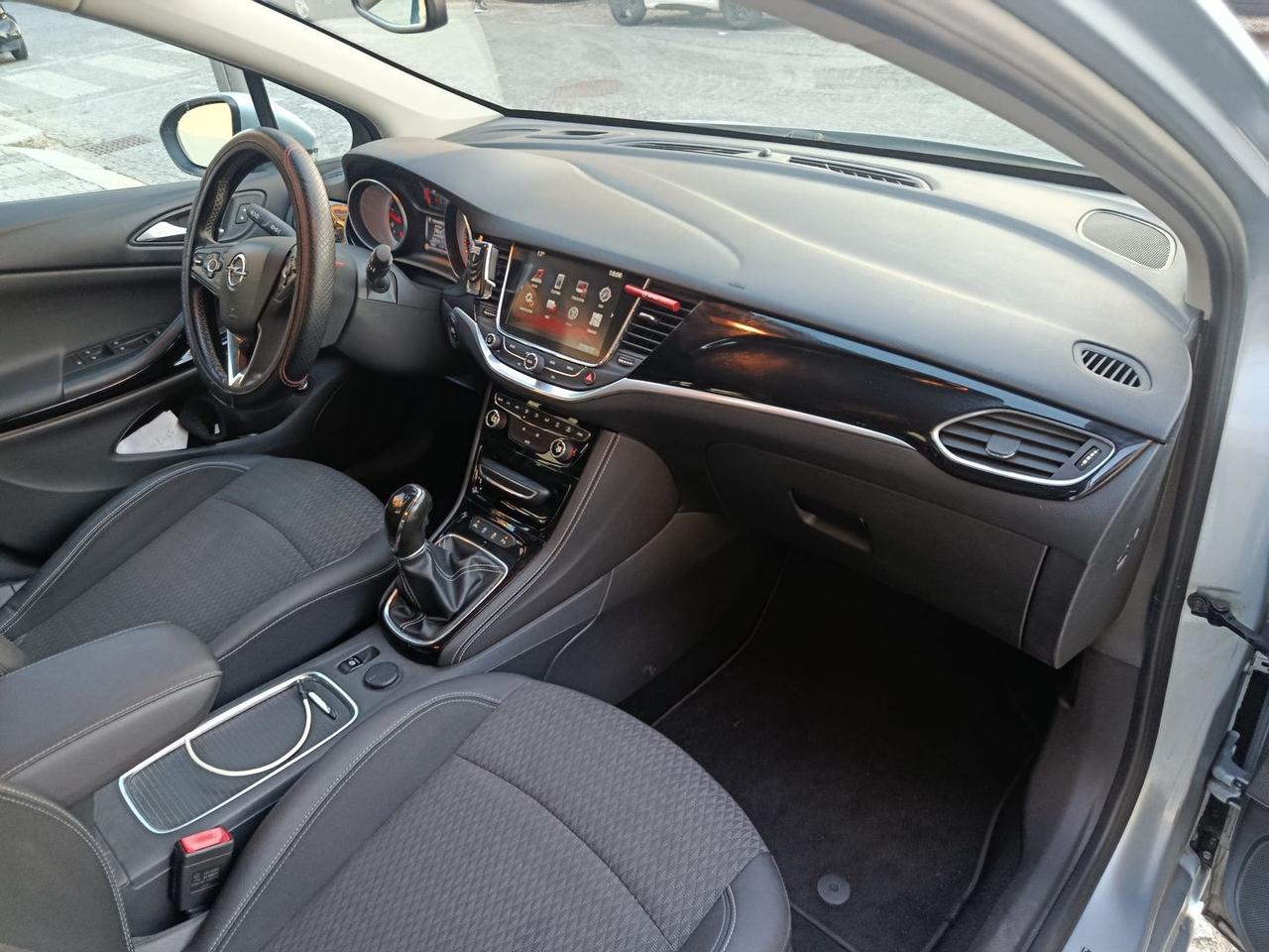 Opel Astra Innovation 1.6 CDTI #9981