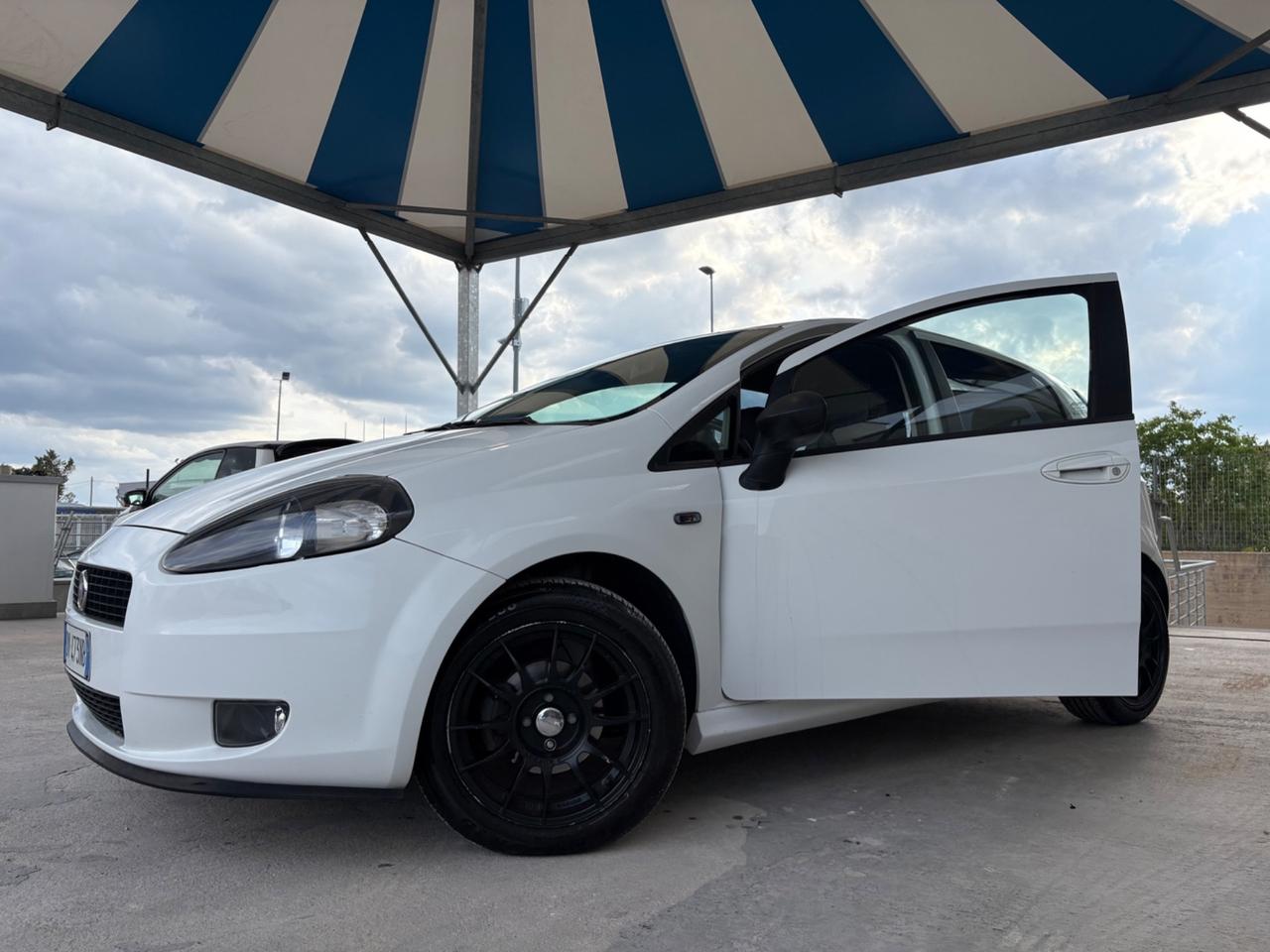 Punto Grande Punto 1.3 MJT 75 CV 5 porte Dynamic