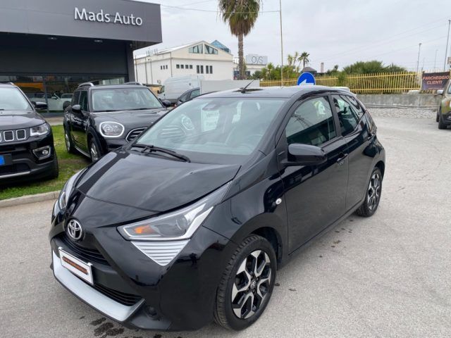 TOYOTA Aygo Connect 1.0 VVT-i 72CV 5 porte x-business