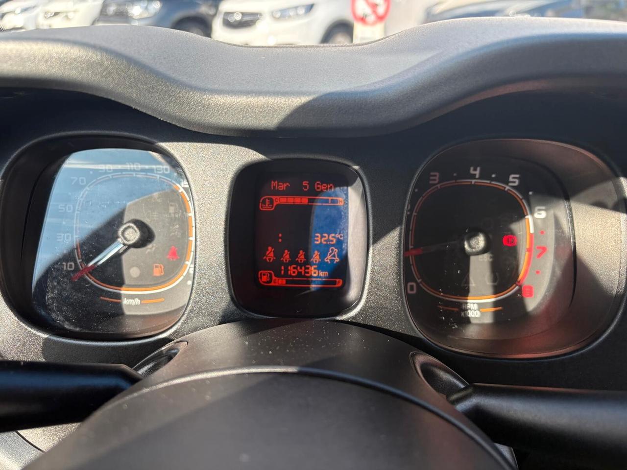 Fiat Panda 1.2 Lounge 69cv UConnect NEOPATENTATI