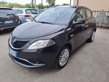 Lancia Ypsilon 1.2 69CV - OK NEOPATENTATI