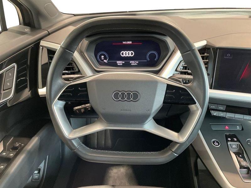 Audi Q4 e-tron Q4 Business Advanced 40 e-tron 150,00 kW
