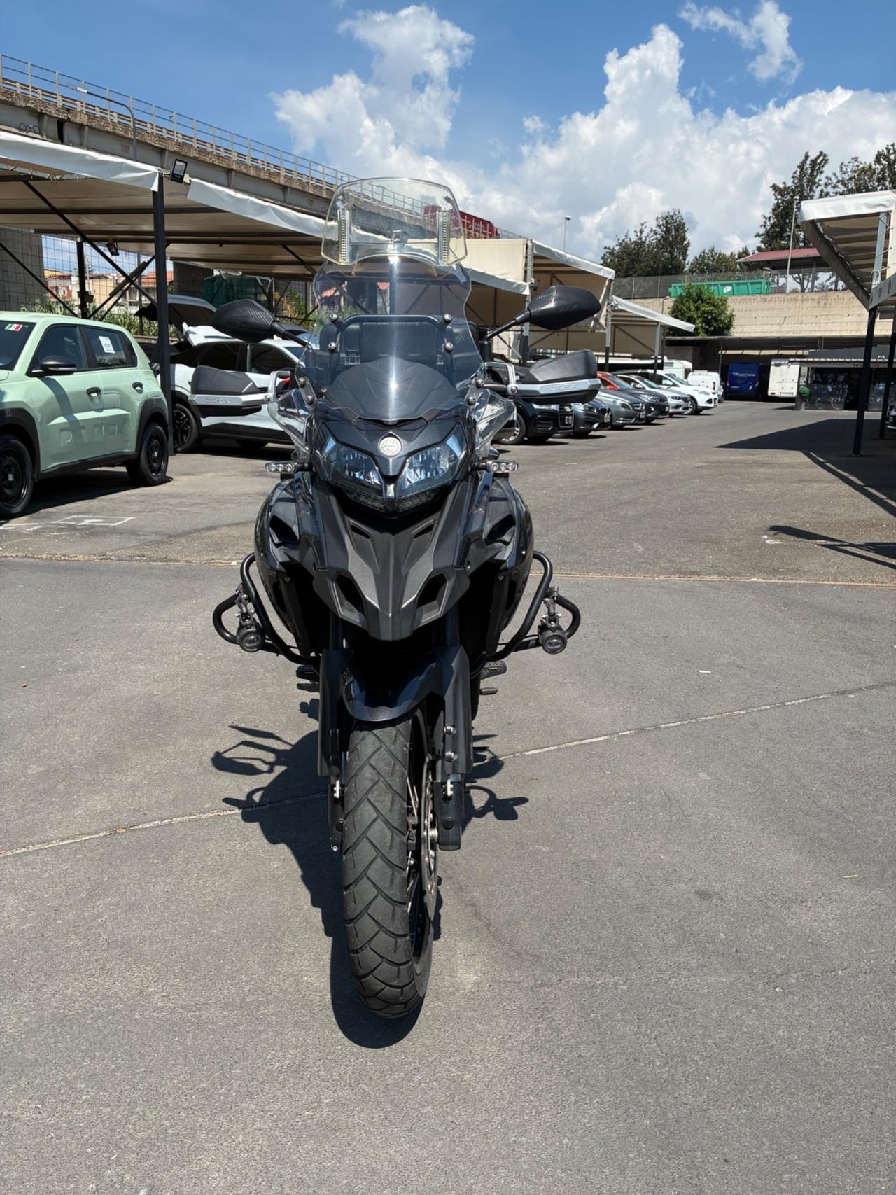 Benelli TRK 502 X SOLO 11.000 KM - 2021