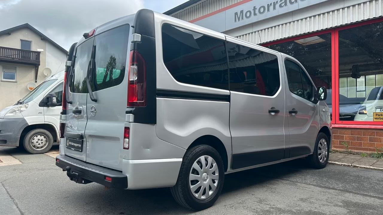 Opel Vivaro 29 1.6 CDTI 120Cv 9 POSTI