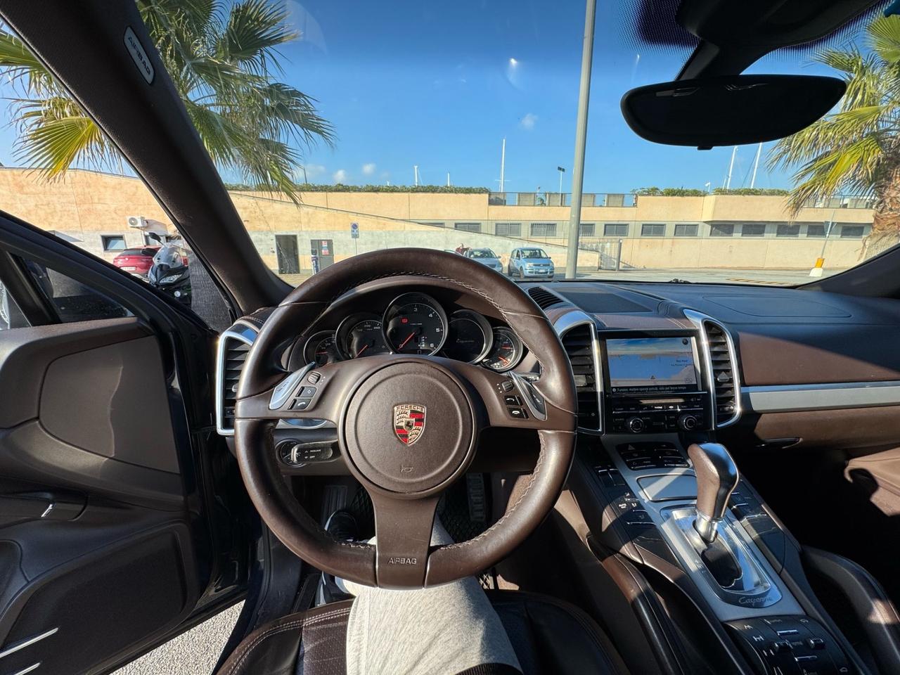 PORSCHE CAYENNE 3.0D FULL OPTIONAL 12 MESI DI GARANZIA