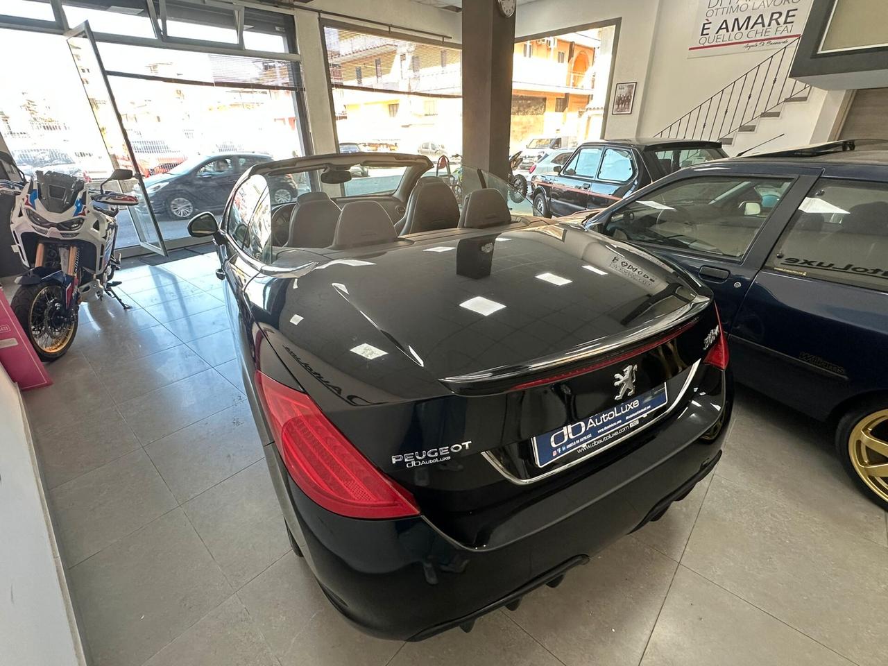 Peugeot 308 2.0 HDi 140CV CC Féline