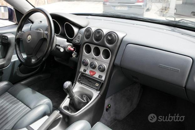 ALFA ROMEO GTV 2.0i 16V Twin Spark cat L