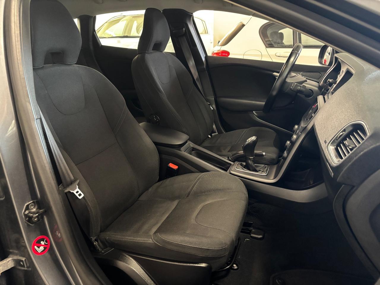 Volvo V40 D2 1.6 Summum | OK NEOPATENTATI |