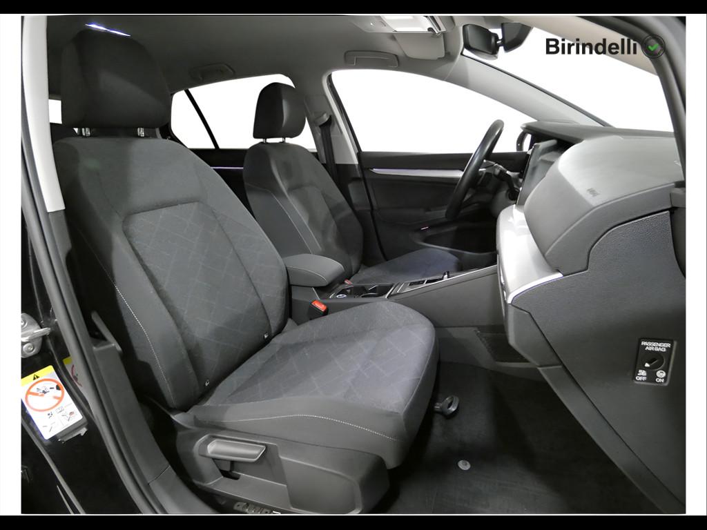 VOLKSWAGEN Golf 8ª serie - Golf 2.0 TDI 150 CV DSG SCR Life