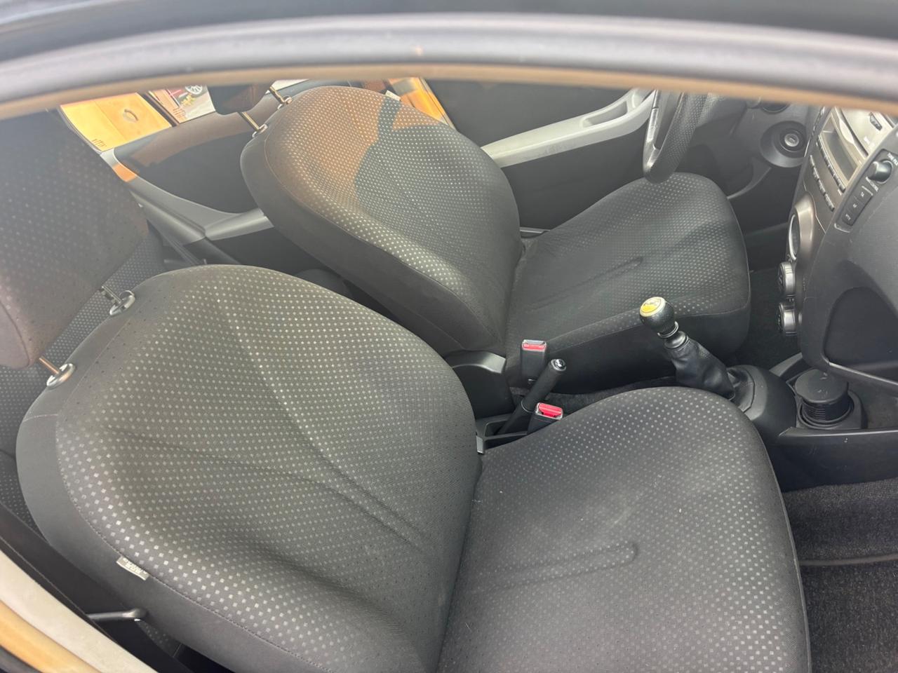 Toyota Yaris 1.3 5 porte Sol-2011