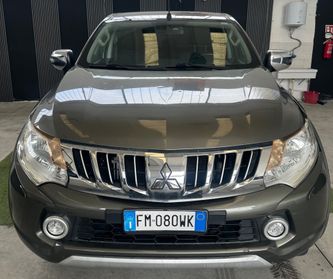 Mitsubishi L200 2.4 DI-D/154CV Club Cab Inform