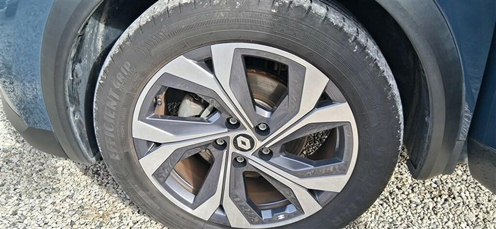 Renault Captur 1.6 Hybrid RS Line E-Tech Auto