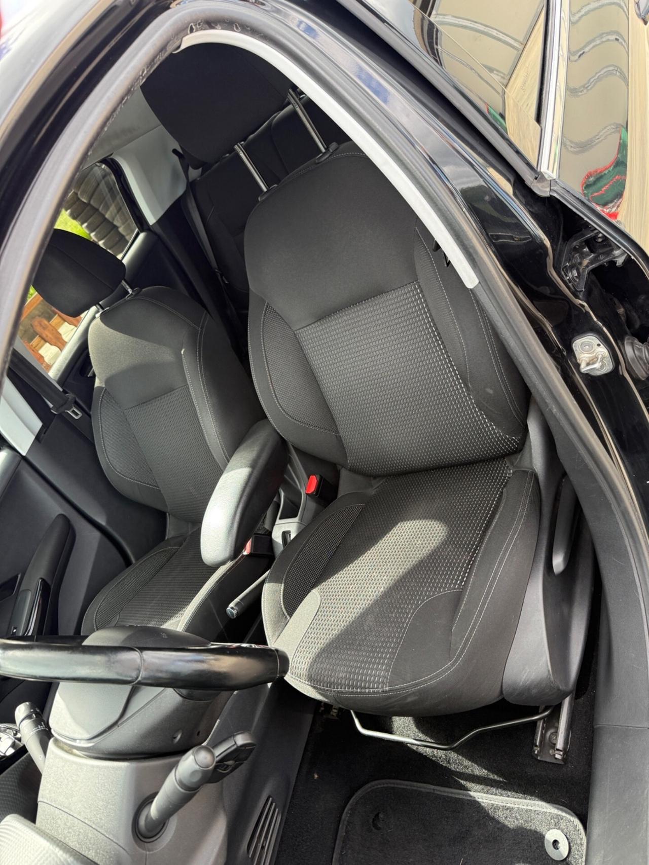 Peugeot 208 BlueHDi 75 5 porte Allure