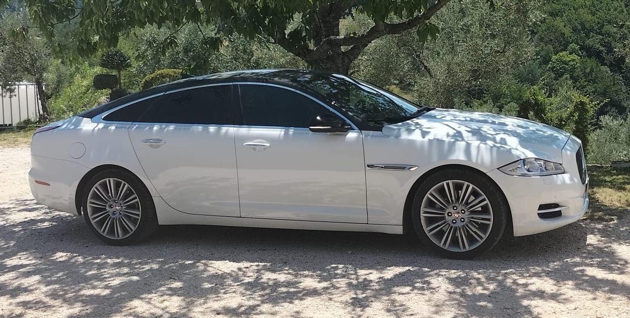 Jaguar XJ 3.0D V6 Luxury