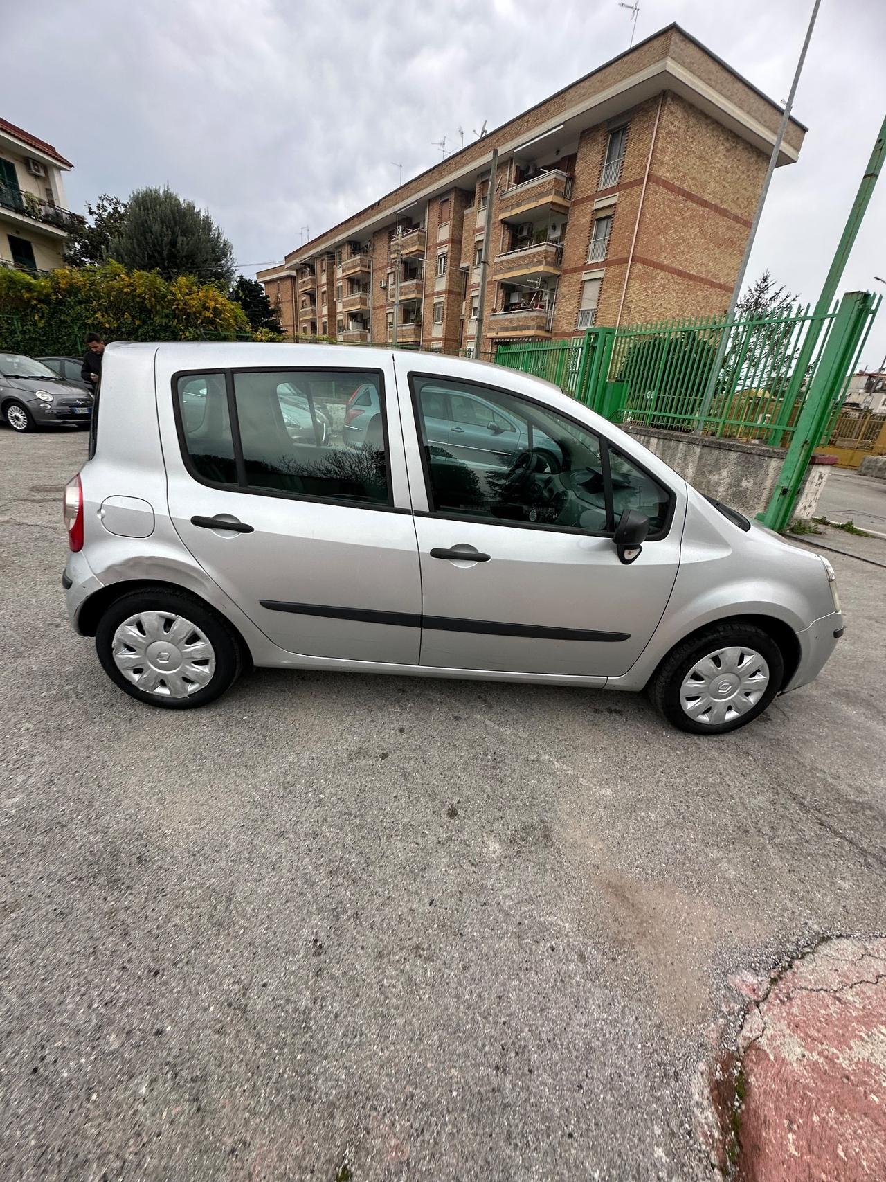 Renault Modus 1.5 dCi 70CV Dynamique