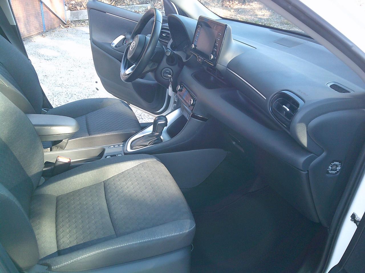 Toyota Yaris 1.5 Hybrid 5 porte 92cv*Tagliandata Toyota*Prezzo Vero*