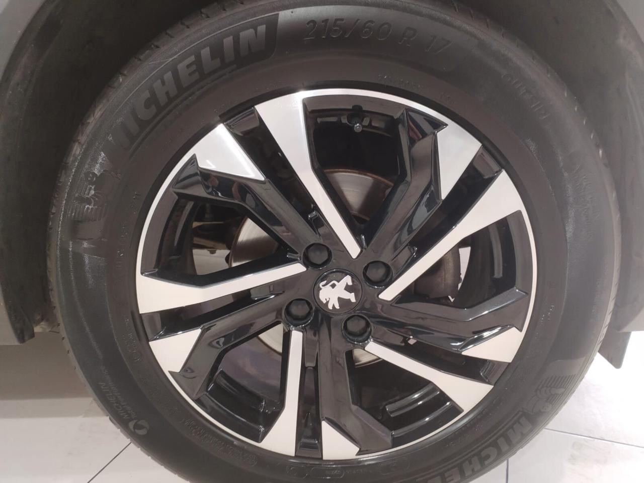 Peugeot 2008 PureTech 130 S&S GT Line