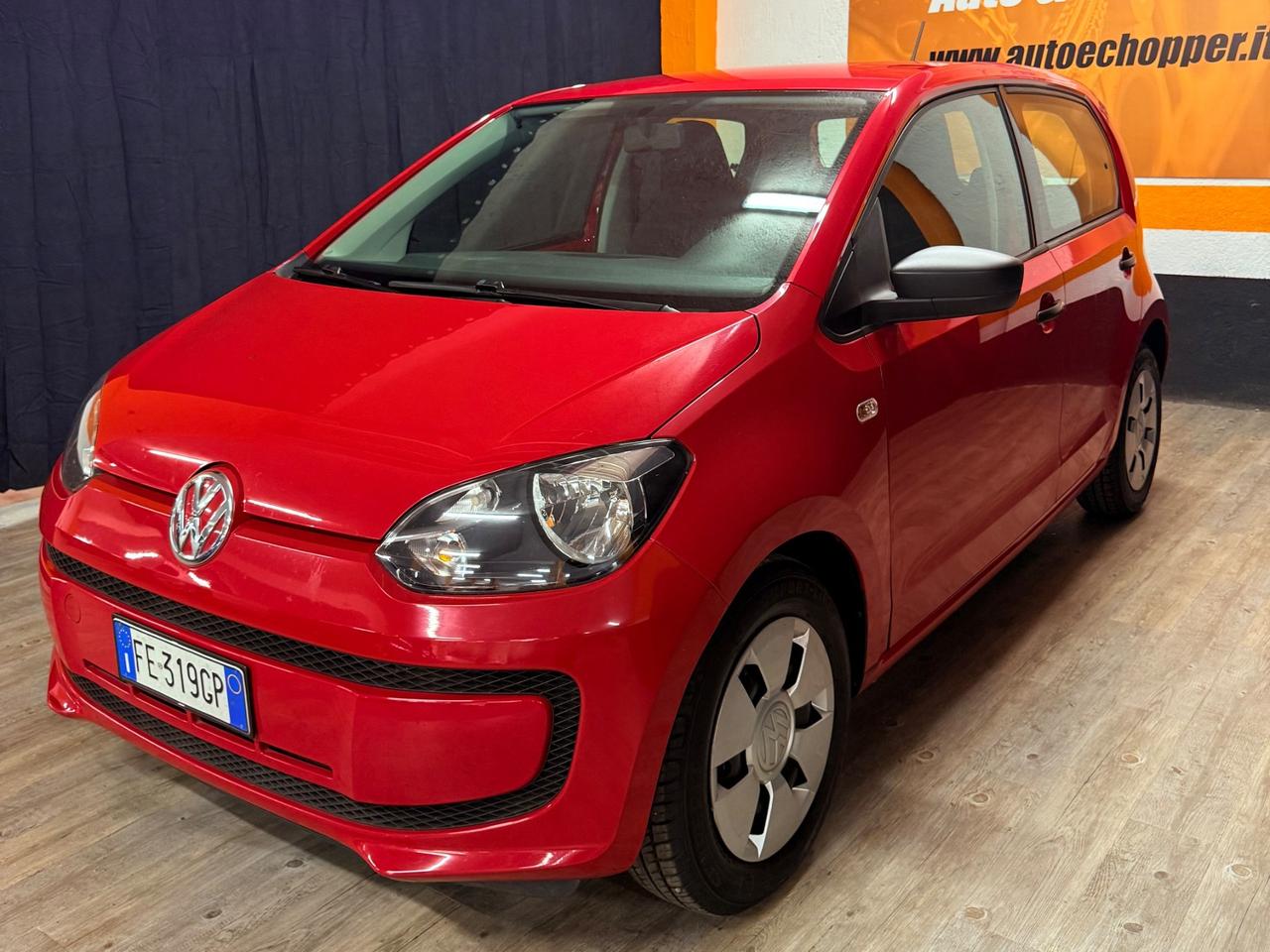 STUPENDA VOLKSWAGEN UP ADATTA A NEOPATENTATI UNICO PROPRIETARIO