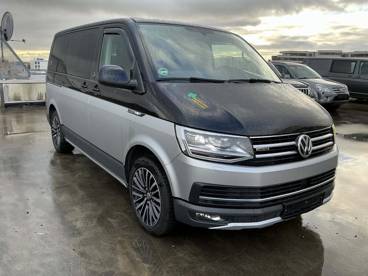 Volkswagen Multivan 2.0 TDI 204CV DSG 4Motion Bulli 70 IN ARRIVO!