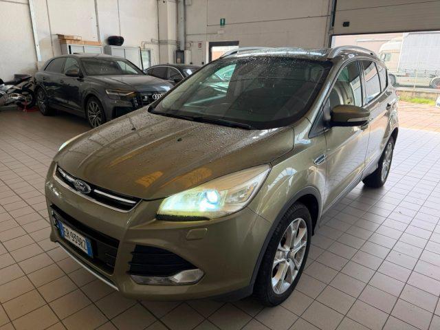 FORD Kuga 2.0 TDCI 140 CV 4WD Titanium