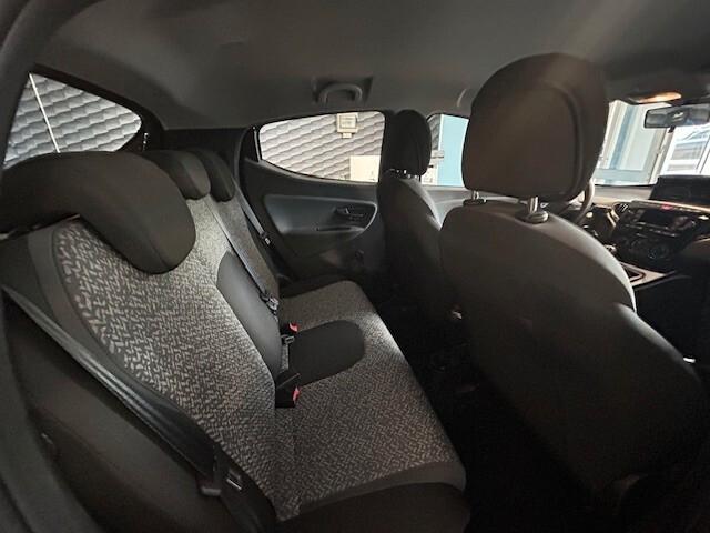 Lancia Ypsilon 1.2 69 CV 5 porte GPL Ecochic Silver