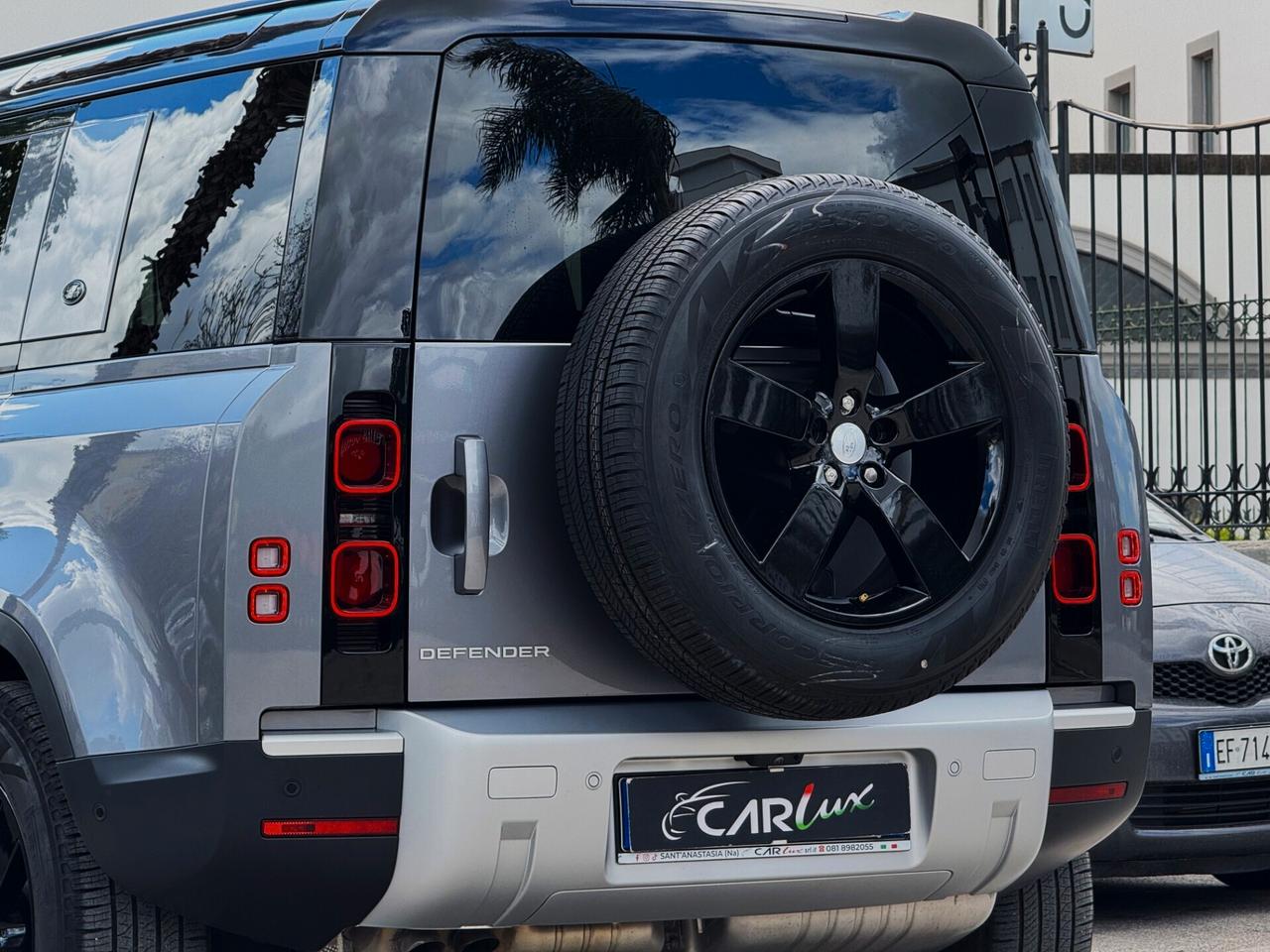 Land Rover Defender 110 3.0d i6 MHEV SE AWD 200CV