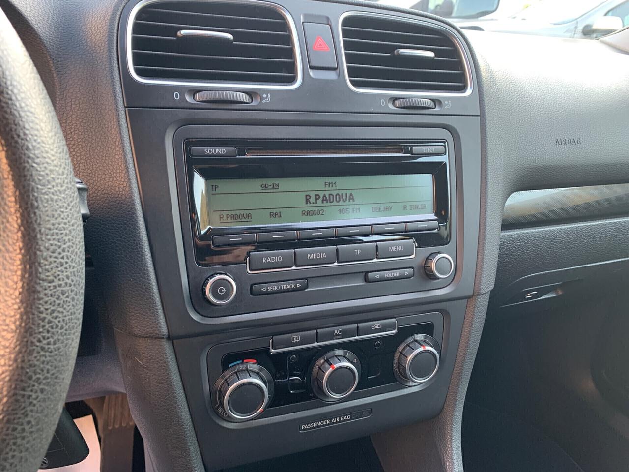 Volkswagen Golf 1.6 TDI DPF 5p.