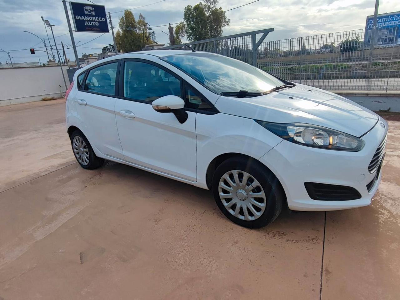 Ford Fiesta 1.0 80CV 5 porte Business