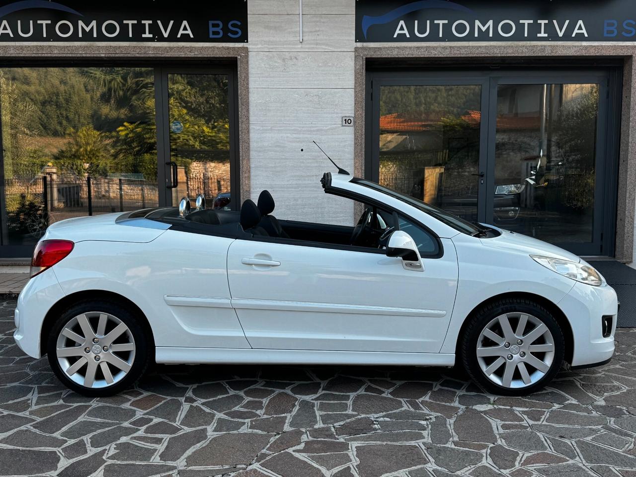 Peugeot 207 1.6 8V HDi 112CV CC Allure