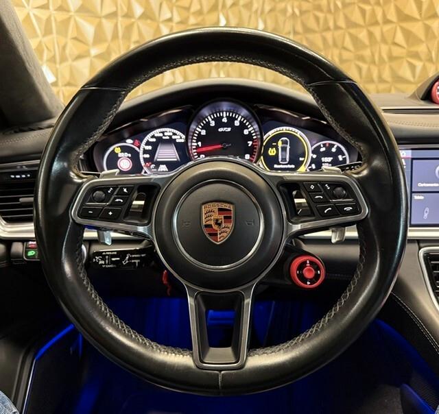 Porsche Panamera 4.0 GTS Sport Turismo