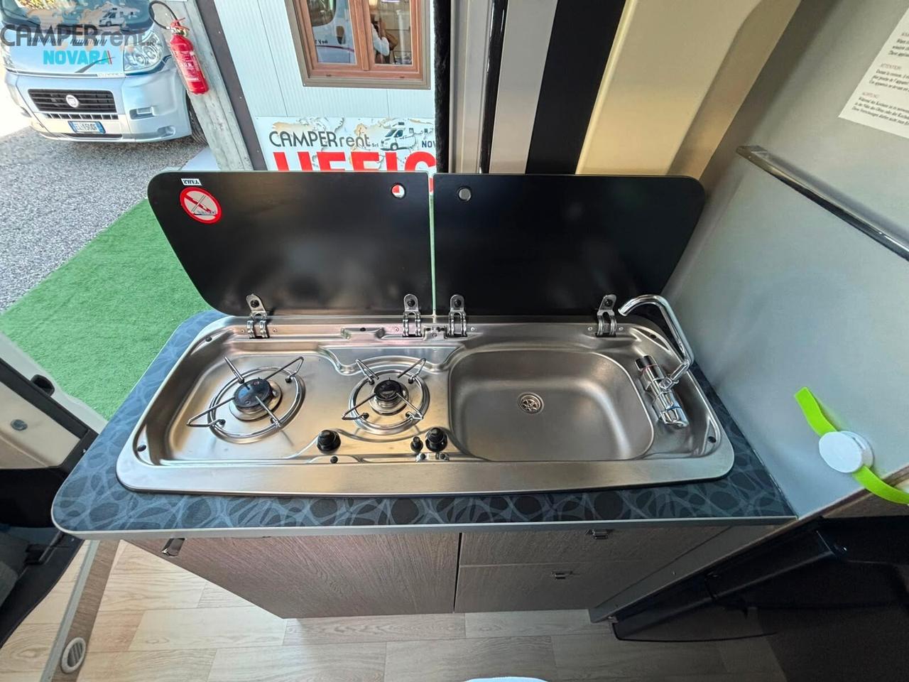 CHALLENGER VANY V 114 MAX EXCLUSIVE - Furgonato con doppio letto matrimoniale in coda