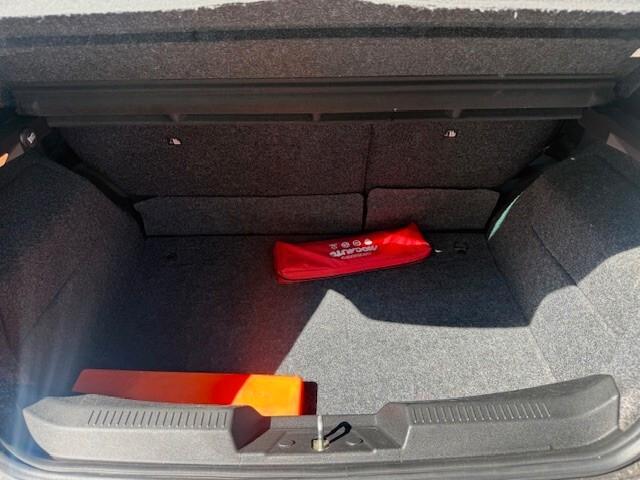 Lancia Delta 1.6 MJT DPF Silver