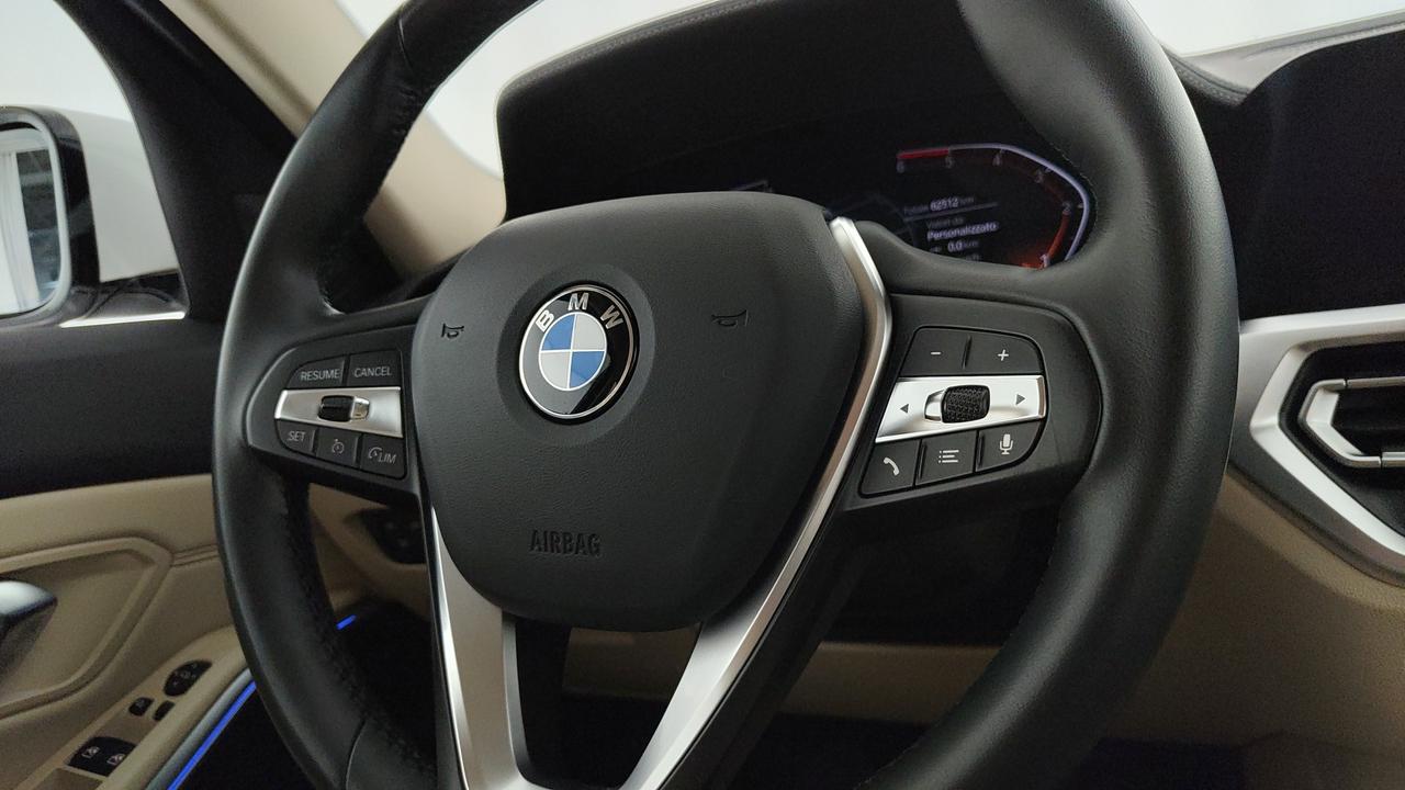 BMW BMW - BMW 320d Touring mhev 48V Luxury auto