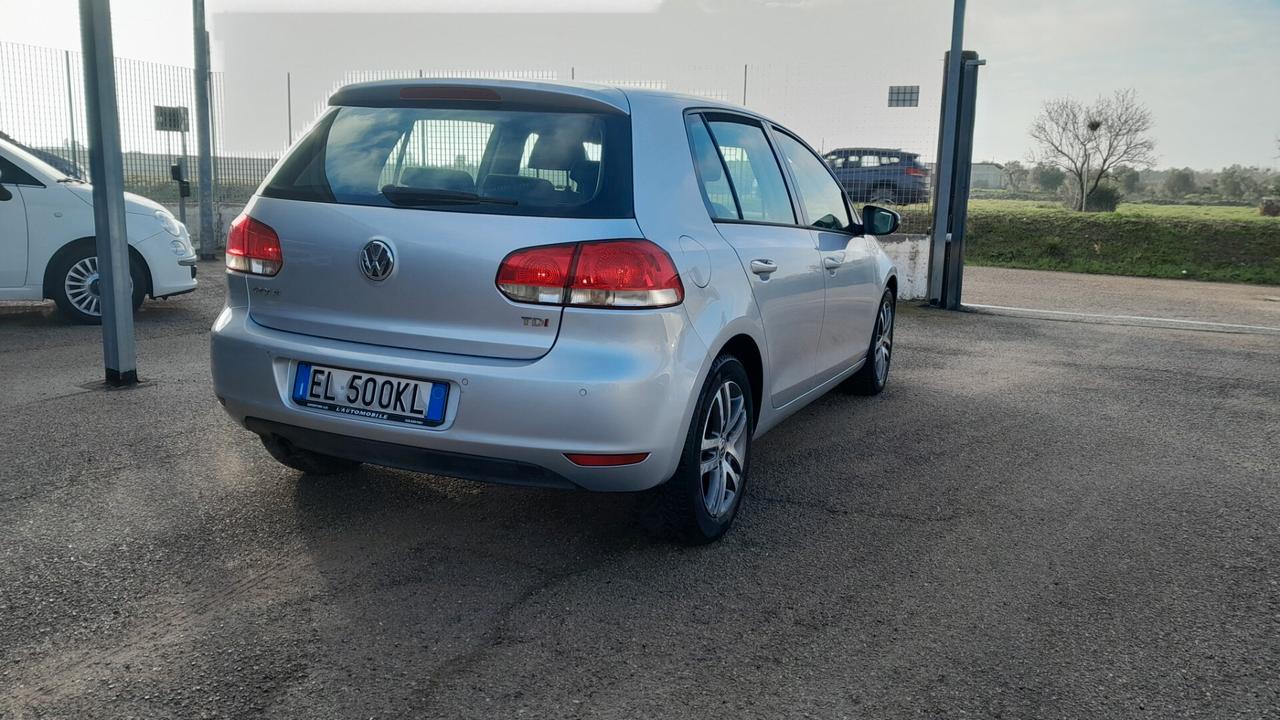 Volkswagen Golf 1.6 TDI DPF 5p. Highline