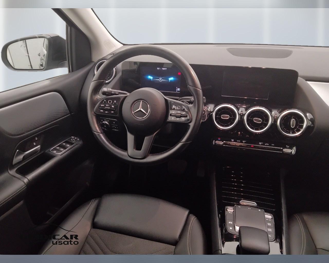 Mercedes-Benz Classe B - W247 2018 - B 180 d Sport auto