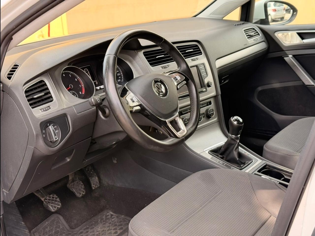 Volkswagen Golf Variant 1.4 TGI Executive BlueMotion