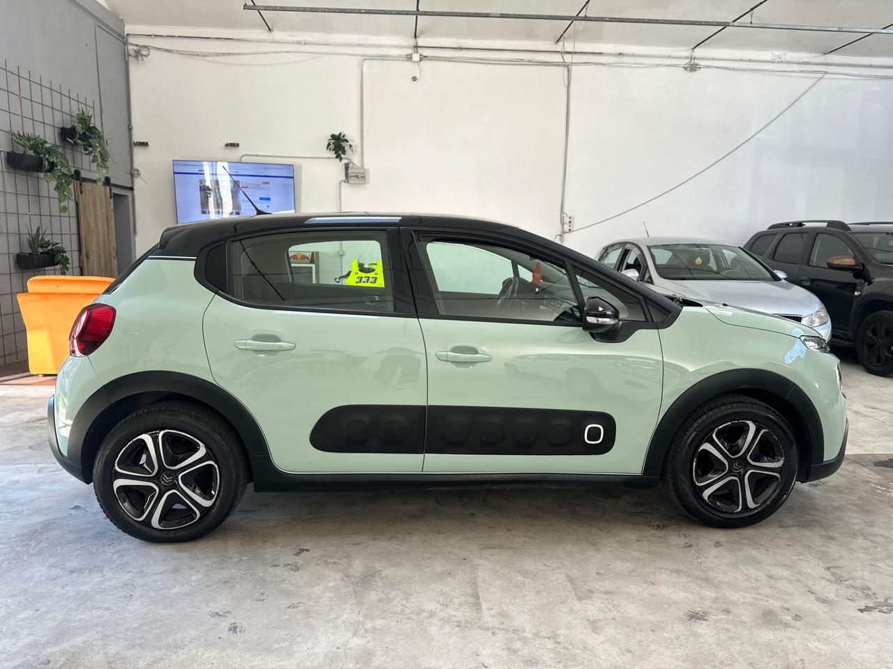 Citroen C3 PureTech 82 GPL Shine