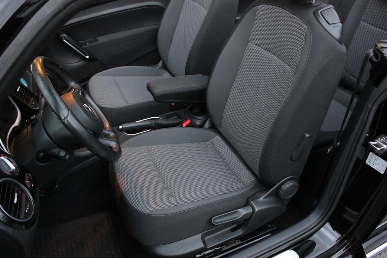 Volkswagen Maggiolino Cabrio 2.0 TDI DSG SENSORI SEDILI RISCALDATI