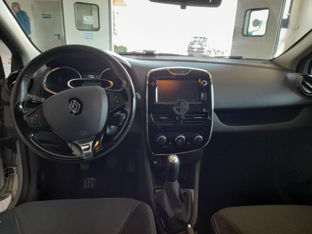 Renault Clio 1.2 75CV 5 porte Wave
